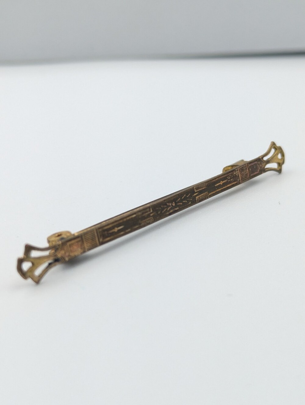 Antique Victorian bar brooch pin engraved C-Clasp